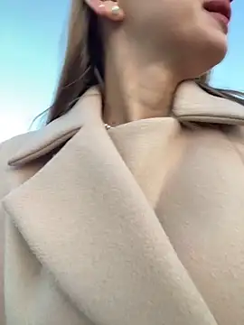 GraceTorrez online show from December 4, 2024, 1:31 pm