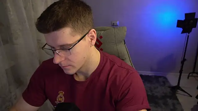 Bruno Banani online show from November 19, 2025, 2:50 pm