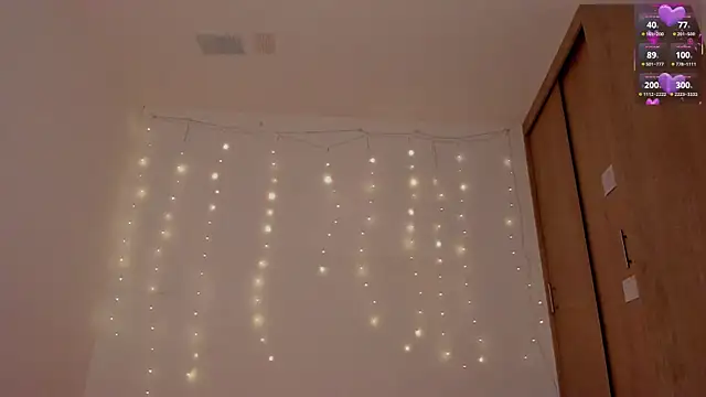 Abbyjonhson   online show from September 20, 2025, 2:01 am