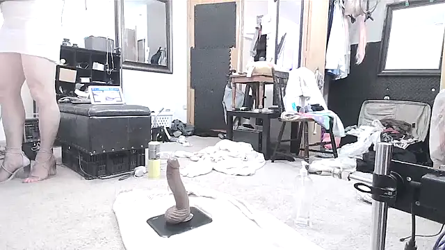 sissytrapdolly24 online show from February 1, 2025, 2:02 pm