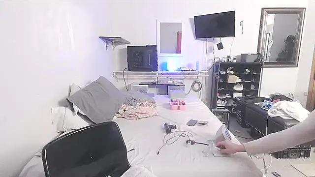 sissytrapdolly24 online show from February 14, 2025, 2:54 pm