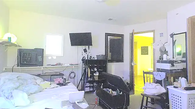 sissytrapdolly24 online show from March 14, 2025, 5:24 pm