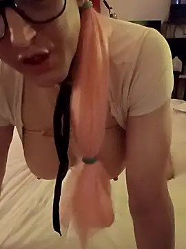 sissytrapdolly24 online show from October 20, 2025, 11:43 am