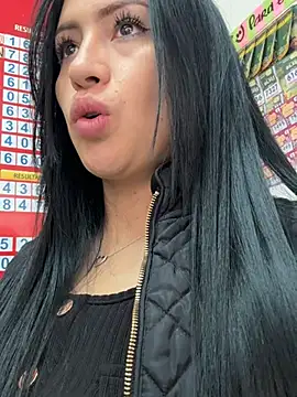 Snapshot of Sara_luna_ chatting on March 14, 2025, 3:58 pm Sara luna online show from March 14, 2025, 3:58 pm