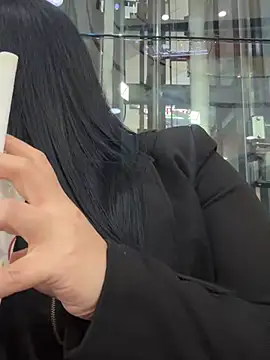 Snapshot of Sara_luna_ chatting on March 18, 2025, 11:20 pm Sara luna online show from March 18, 2025, 11:20 pm