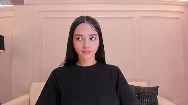 Snapshot of HannahJamesX chatting on December 7, 2024, 6:26 pm HannahJamesX online show from December 7, 2024, 6:26 pm