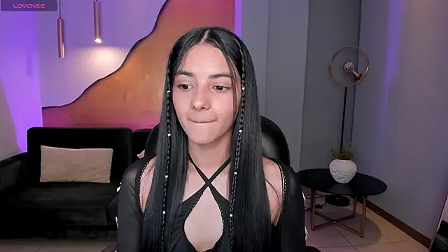 Snapshot of HannahJamesX chatting on January 21, 2025, 7:17 pm HannahJamesX online show from January 21, 2025, 7:17 pm