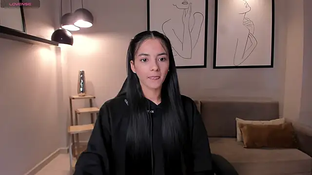 Snapshot of HannahJamesX chatting on March 3, 2025, 5:39 pm HannahJamesX online show from March 3, 2025, 5:39 pm