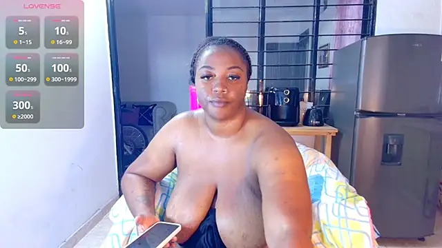 CiaraEbony online show from February 12, 2025, 12:44 pm