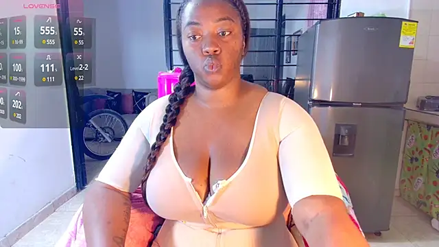 CiaraEbony online show from February 26, 2025, 8:11 pm