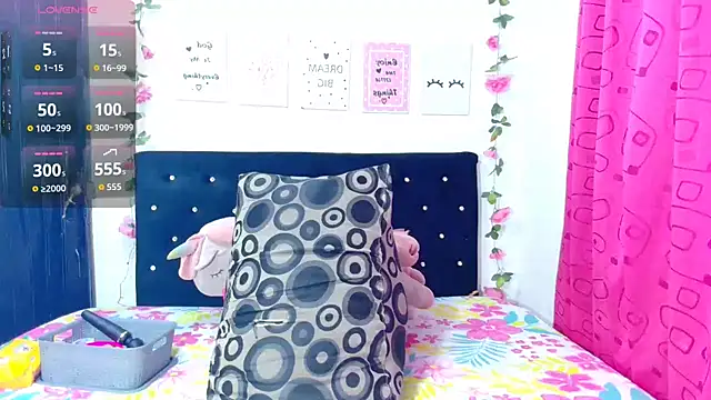 CiaraEbony online show from September 28, 2025, 9:25 am