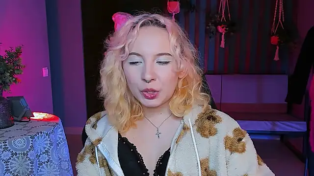 JasmineMilko online show from February 23, 2025, 8:06 am