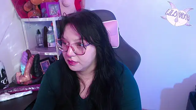 LiloMoon69 online show from January 17, 2025, 6:57 am