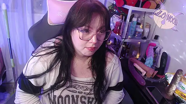 LiloMoon69 online show from March 10, 2025, 7:10 am