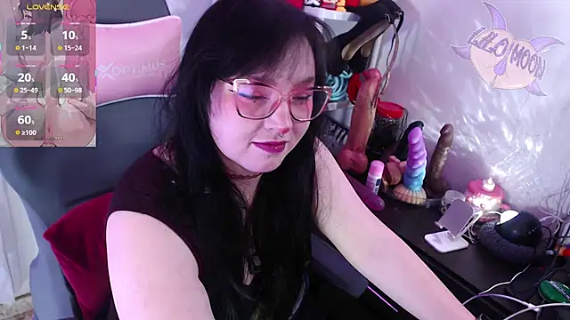 LiloMoon69 online show from October 16, 2025, 2:18 pm