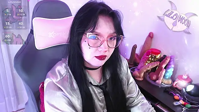 Snapshot of LiloMoon69 chatting on April 29, 2026, 12:48 am LiloMoon69 online show from April 29, 2026, 12:48 am