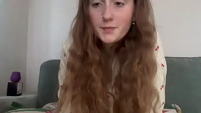 lilsbabyxo online show from February 12, 2026, 4:46 pm