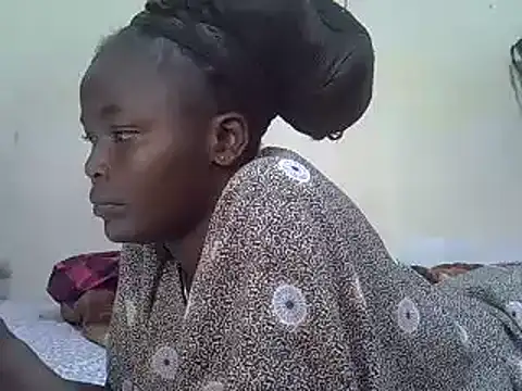 Snapshot of pretty_vivy chatting on March 22, 2025, 9:02 am pretty vivy online show from March 22, 2025, 9:02 am