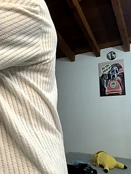 Valentino Xander online show from December 2, 2025, 3:56 am