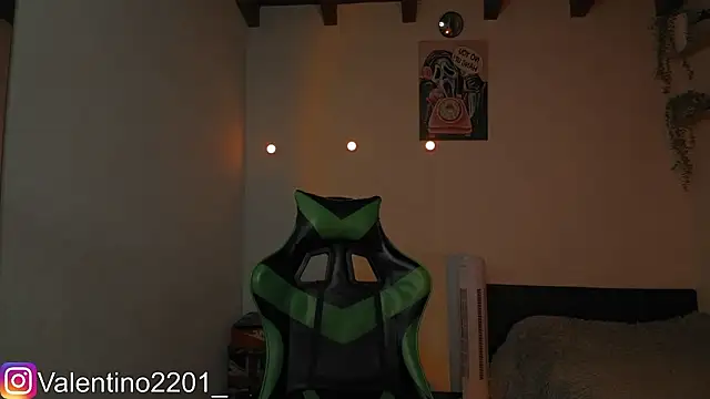 Valentino Xander online show from March 15, 2026, 3:01 am