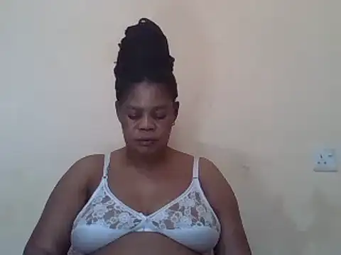 Snapshot of ANALQUEEN4 chatting on March 1, 2025, 12:34 pm ANALQUEEN4 online show from March 1, 2025, 12:34 pm