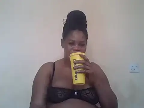 Snapshot of ANALQUEEN4 chatting on March 3, 2025, 6:48 am ANALQUEEN4 online show from March 3, 2025, 6:48 am