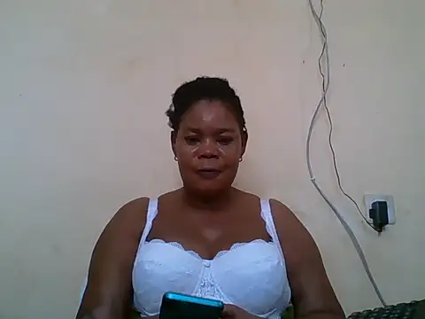 Snapshot of ANALQUEEN4 chatting on October 20, 2025, 6:58 am ANALQUEEN4 online show from October 20, 2025, 6:58 am
