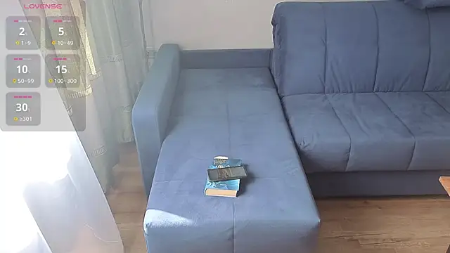 MilaaMilaa online show from April 9, 2026, 3:50 am