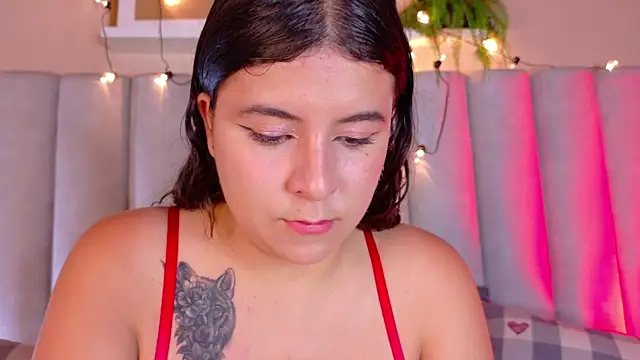 EngelStone online show from September 17, 2025, 7:37 pm