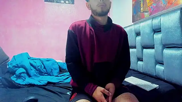 Piggy Eddy online show from March 20, 2025, 2:19 am