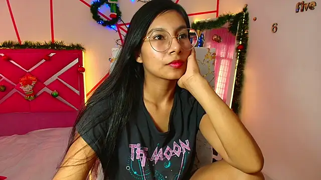 Snapshot of _Jessi29_ chatting on December 27, 2024, 7:46 pm  Jessi29  online show from December 27, 2024, 7:46 pm