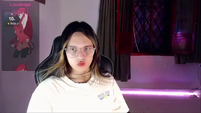 alexaryderr online show from January 7, 2025, 4:08 am