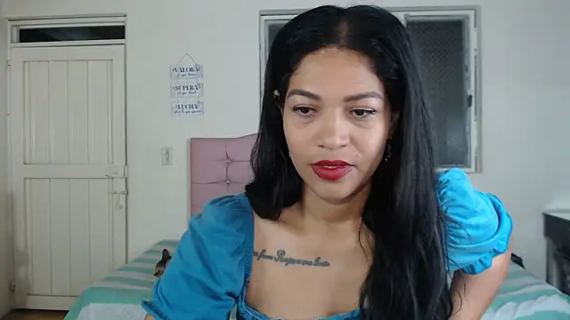 Snapshot of makennaa_ chatting on April 21, 2026, 10:21 am makennaa online show from April 21, 2026, 10:21 am