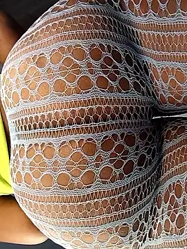 Pretty tiffany online show from December 4, 2025, 6:01 am