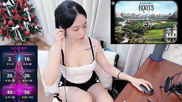 -rosiie- online show from November 18, 2025, 3:01 am