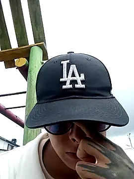 Cuervo maniaco online show from December 4, 2024, 4:49 pm