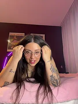 Mizztikaa online show from November 5, 2025, 11:16 pm