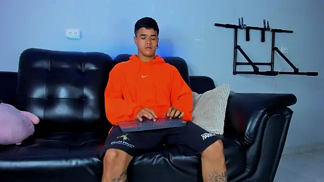 Rob saenz  online show from February 20, 2025, 12:47 pm