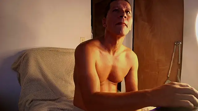 Snapshot of leoytessa_10 chatting on September 9, 2025, 10:15 am leoytessa 10 online show from September 9, 2025, 10:15 am