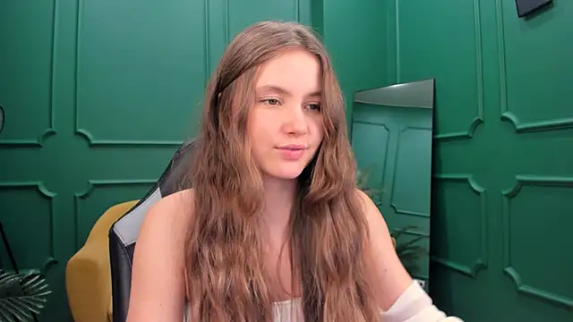 MaryannSoftt online show from January 11, 2025, 6:23 pm