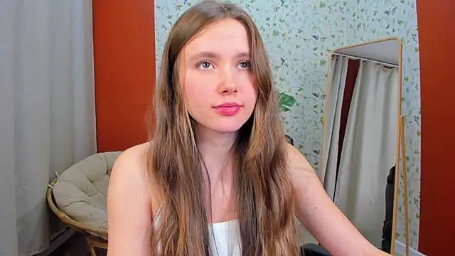 MaryannSoftt online show from February 19, 2025, 6:43 pm