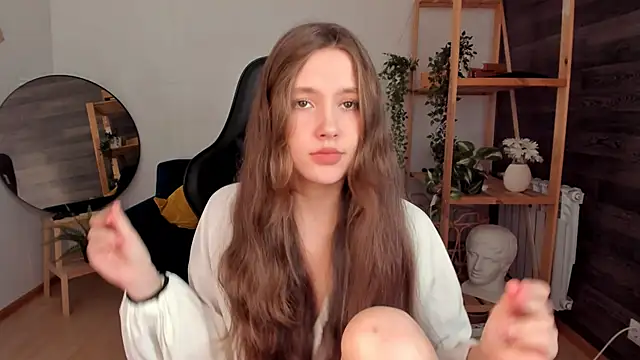 MaryannSoftt online show from October 19, 2025, 3:23 pm