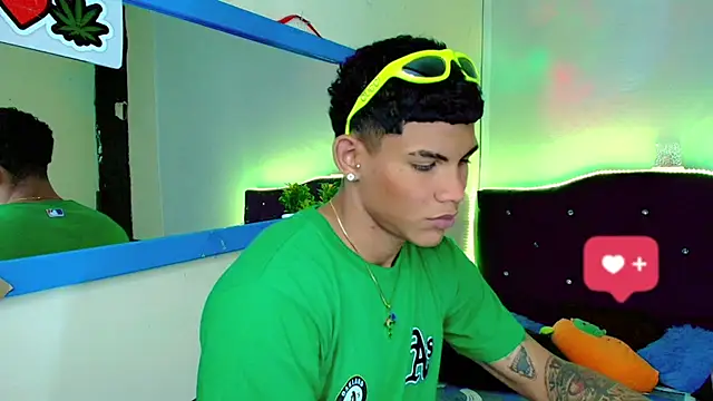 Damian latinxxx online show from February 3, 2025, 10:58 am