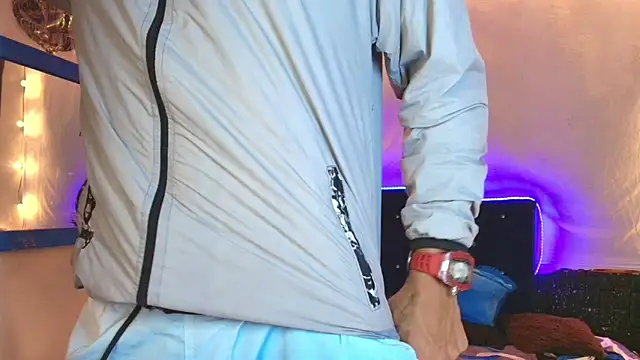 Damian latinxxx online show from February 12, 2025, 3:07 am