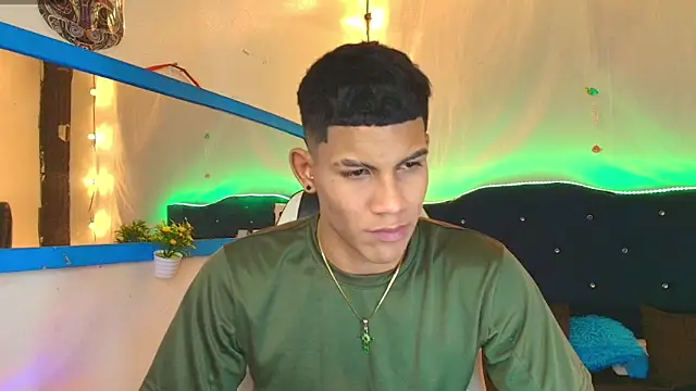 Damian latinxxx online show from February 13, 2025, 6:30 am