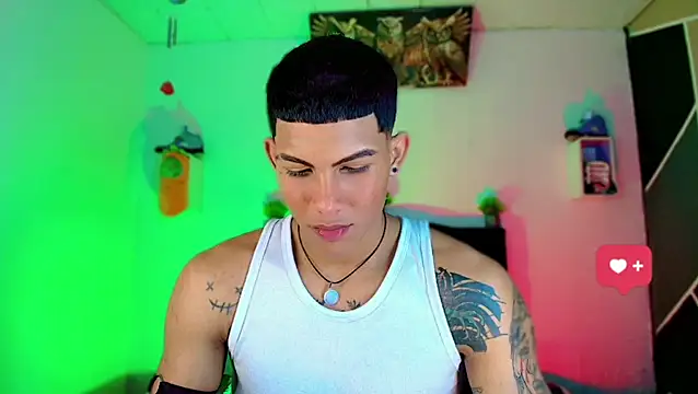 Damian latinxxx online show from March 11, 2025, 6:21 am