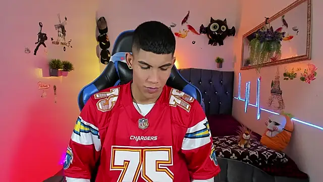 Damian latinxxx online show from November 1, 2025, 3:19 am