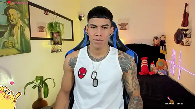 Damian latinxxx online show from March 29, 2026, 3:06 am