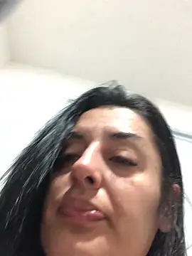 Catmila94 online show from June 5, 2026, 3:13 am