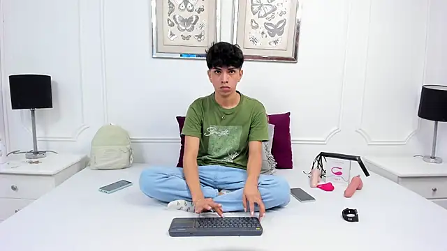 Santy carrington online show from January 3, 2025, 8:11 pm